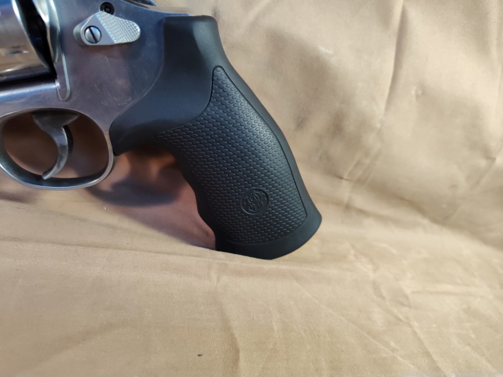 Smith & Wesson 629-8 Classic 6-Shot .44MAG 6.5" Barrel w/ Black Rubber Grip-img-11