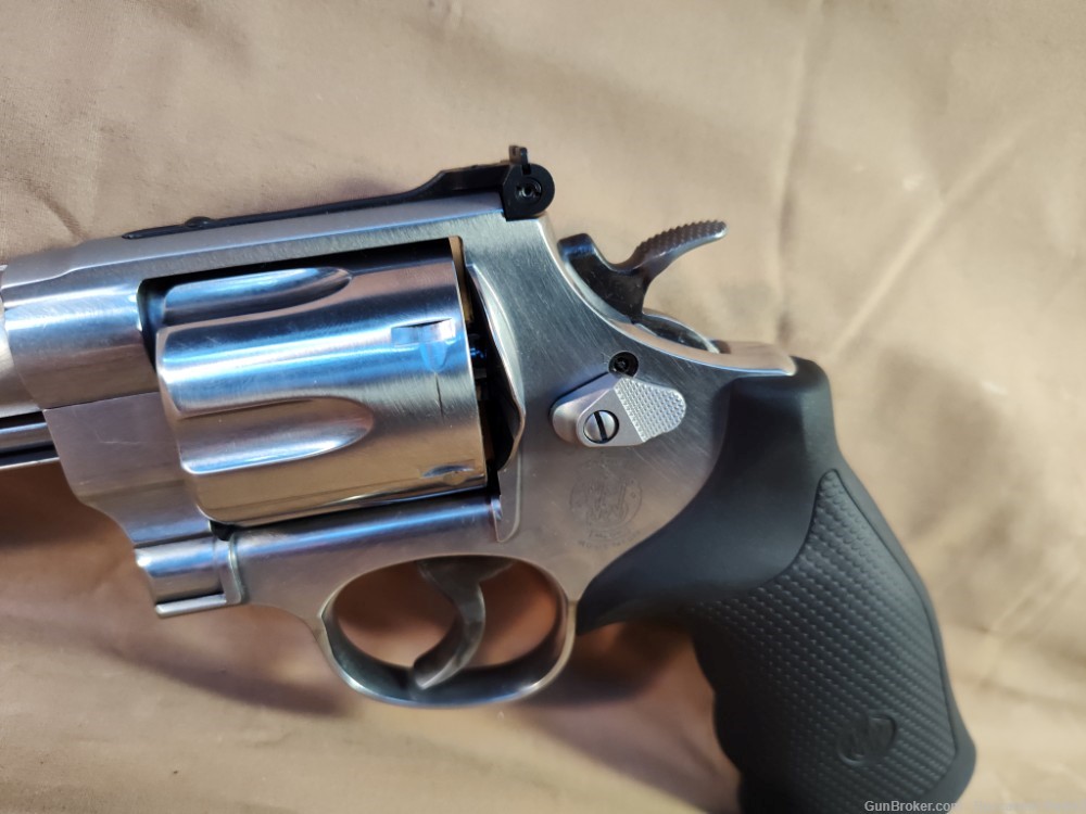 Smith & Wesson 629-8 Classic 6-Shot .44MAG 6.5" Barrel w/ Black Rubber Grip-img-7