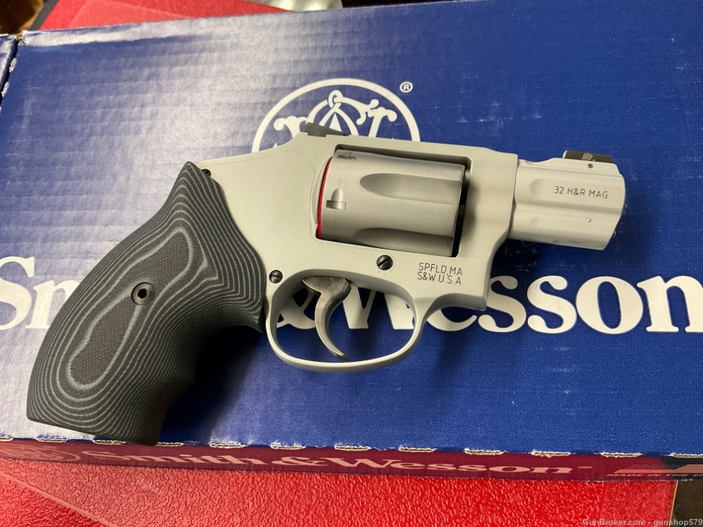 Lipseys Exclusive S&W 632 UC 32 H&R  2 In 6 Rnd XS NS ULTIMATE CARRY Smith -img-7