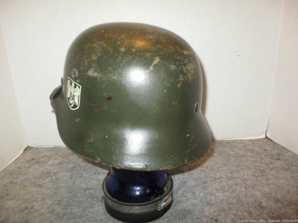 Vintage WW11 German M40 Steel Helmet-img-7
