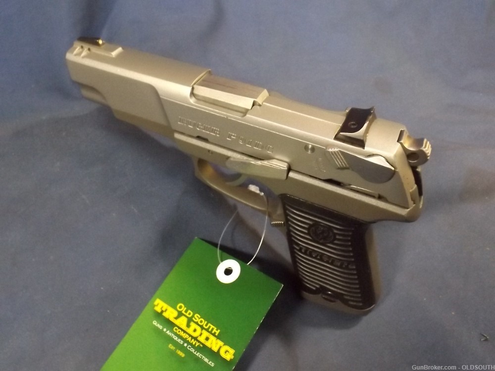 Ruger P91DC, 40 S&W Semi-Auto Pistol w/Box (1994)-img-9