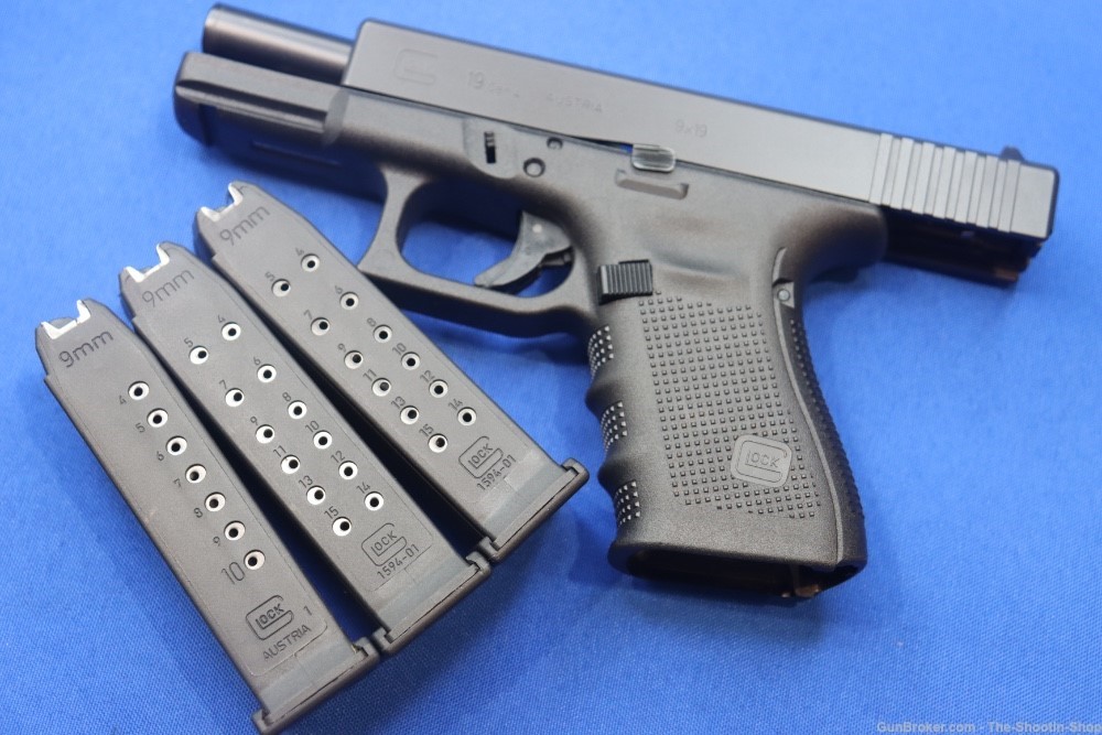Glock Model G19 GEN 4 Pistol 9MM Luger 4" AUSTRIA MFG 15RD Mags 19 GEN4 BLK-img-16