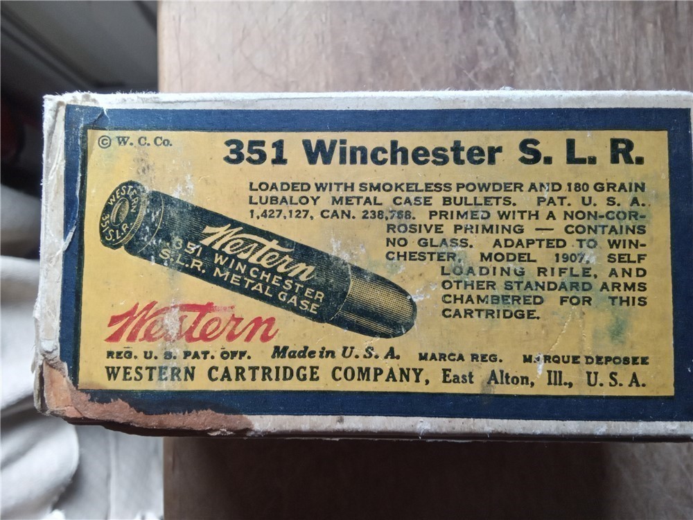 Western 351 Winchester S. L. R. center fire Lubaloy 180 gr. ammo-img-4