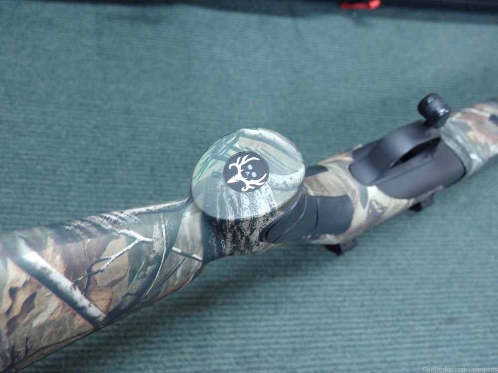 THOMPSON CENTER BONE COLLECTOR .50 CAL. MUZZLELOADER - CAMO / FLUTED - MINT-img-10