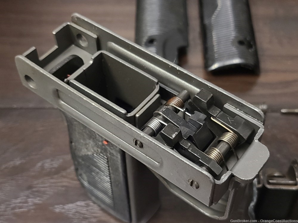 IMI Uzi 9mm Parts Kit w/ Folding Stock - No Barrel-img-12
