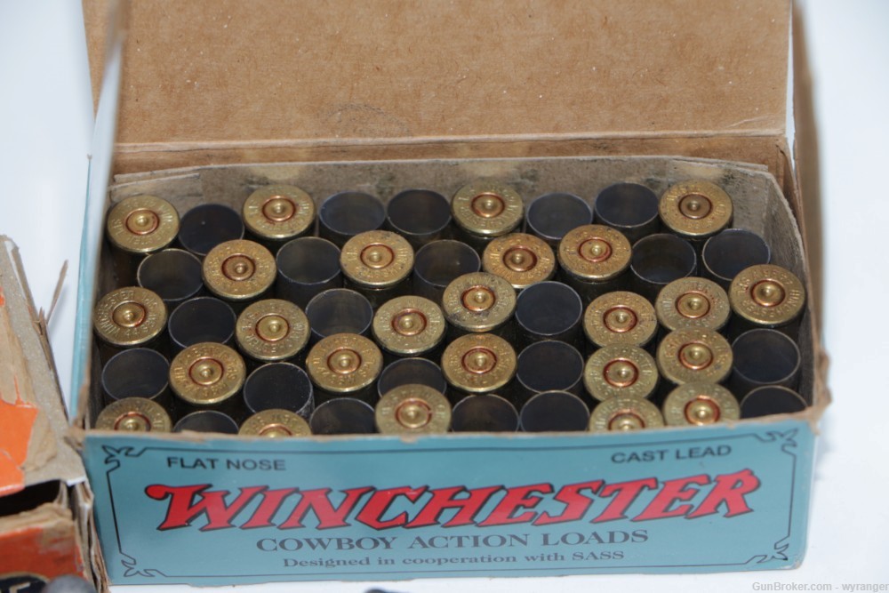 Lot of Pistol Ammo and Brass-img-4