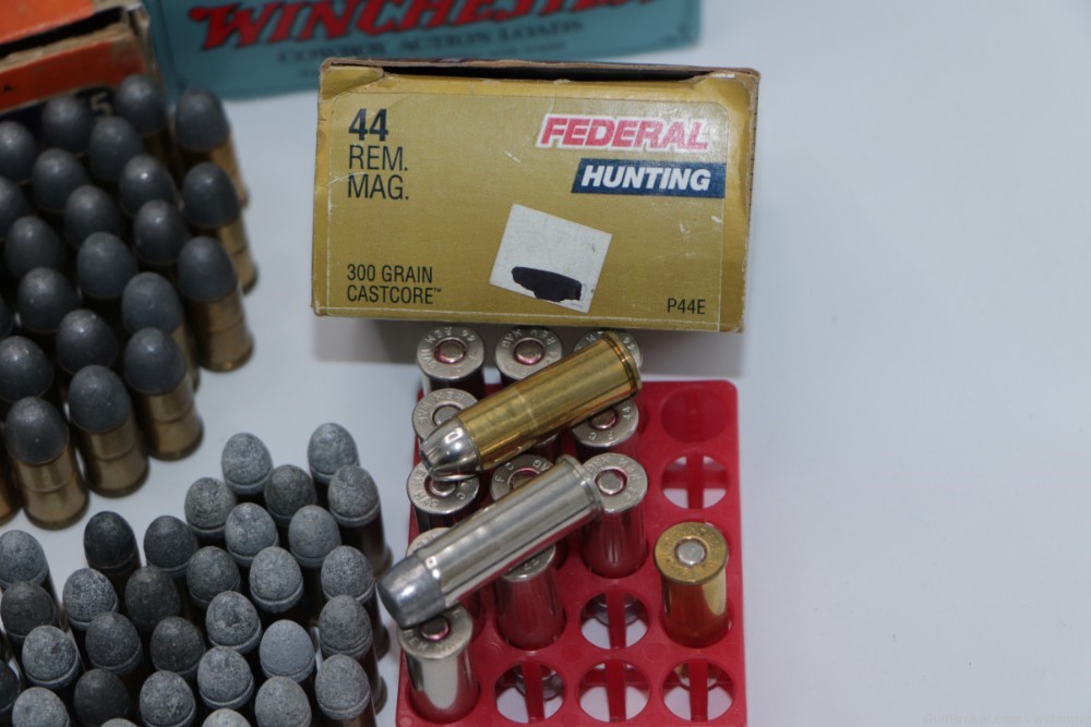 Lot of Pistol Ammo and Brass-img-5