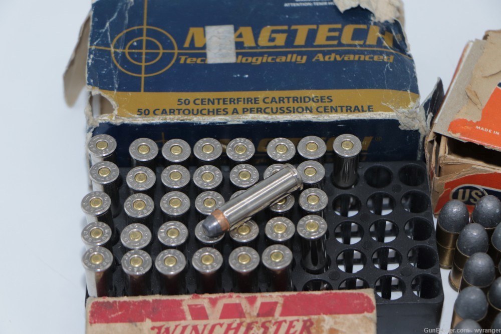 Lot of Pistol Ammo and Brass-img-2