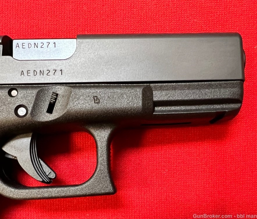 Glock 9mm Gen 4 Model 19C Compensated Pistol LIKE NEW in the BOX-img-8