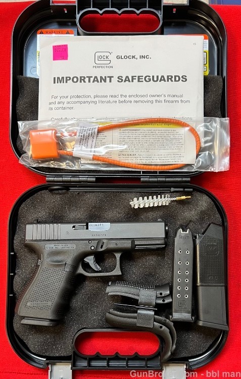 Glock 9mm Gen 4 Model 19C Compensated Pistol LIKE NEW in the BOX-img-10