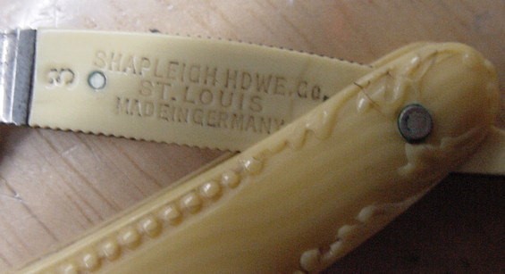 Shapleigh Hdwe. Co. Antique Straight Razor-img-1