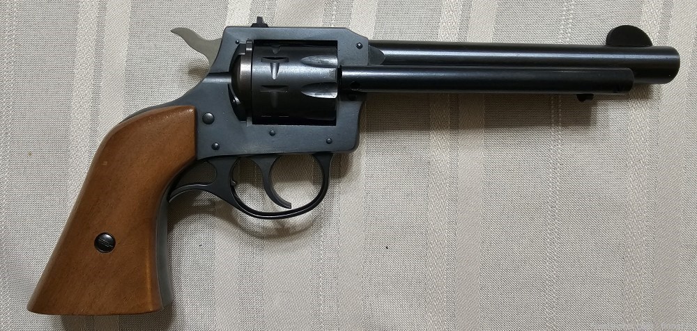 H&R 949 Revolver, 22 LR, 5 1/2" bbl, 9 Shot Cylinder-img-1