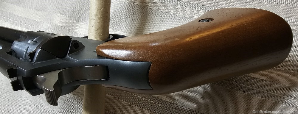 H&R 949 Revolver, 22 LR, 5 1/2" bbl, 9 Shot Cylinder-img-6