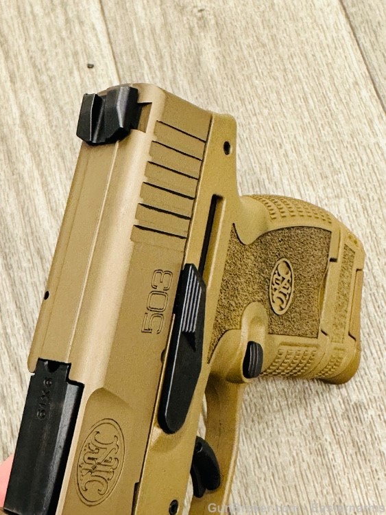 FN 503 9mm with 1-8rd magazine 3" barrel FDE over FDE - USED-img-3