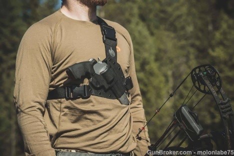 Gunfighters Inc. Kenai Chest Holster NIB - Colt Python-img-2