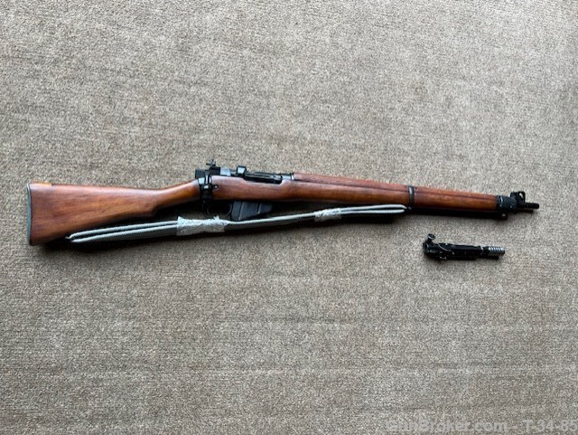 Unissued 1941 Lee Enfield No.4 Mk 1 with Sling and Grenade Launcher-img-0