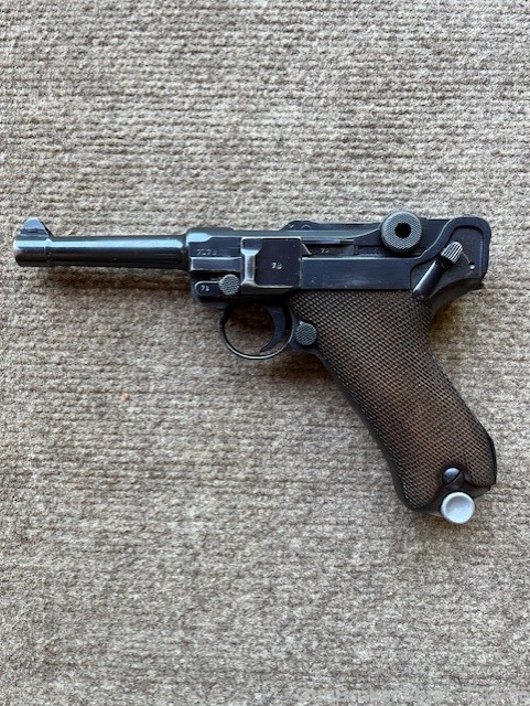1939 P08 Luger Full Rig in Excellent Condition with Two Matching Magazines-img-4
