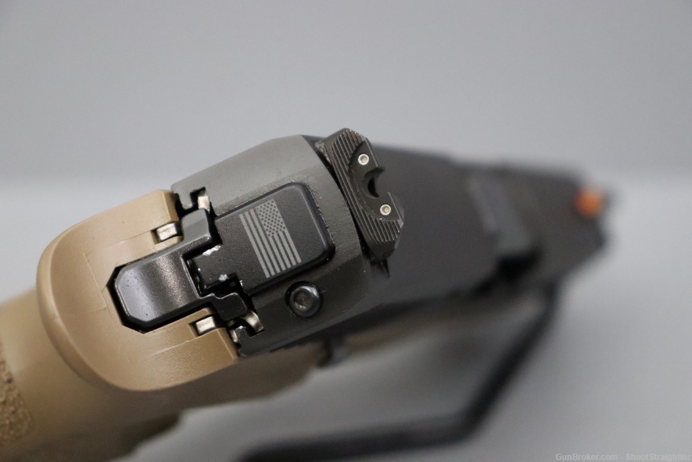 Sig Sauer P320 Compact 9mm 3.9" w/Wilson Combat Grip & case-img-10