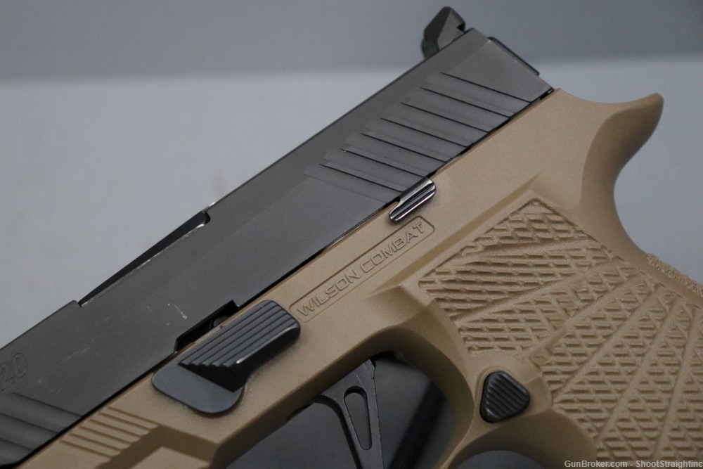 Sig Sauer P320 Compact 9mm 3.9" w/Wilson Combat Grip & case-img-7