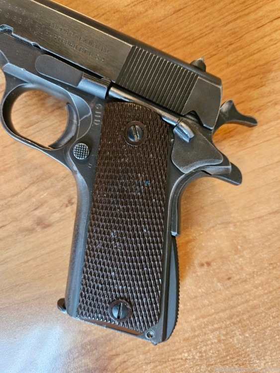 Colt 1911-A1 WW2 Made 1944 Nice Gun-img-4