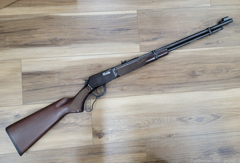 Winchester 9422 Tribute .22 Magnum - One of 9422 - Original Box Included-img-2