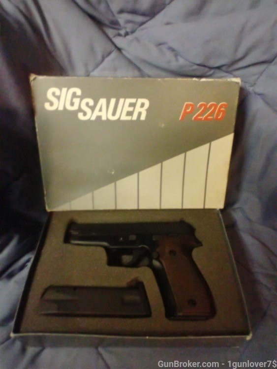 West German SIG Sauer p226-img-12