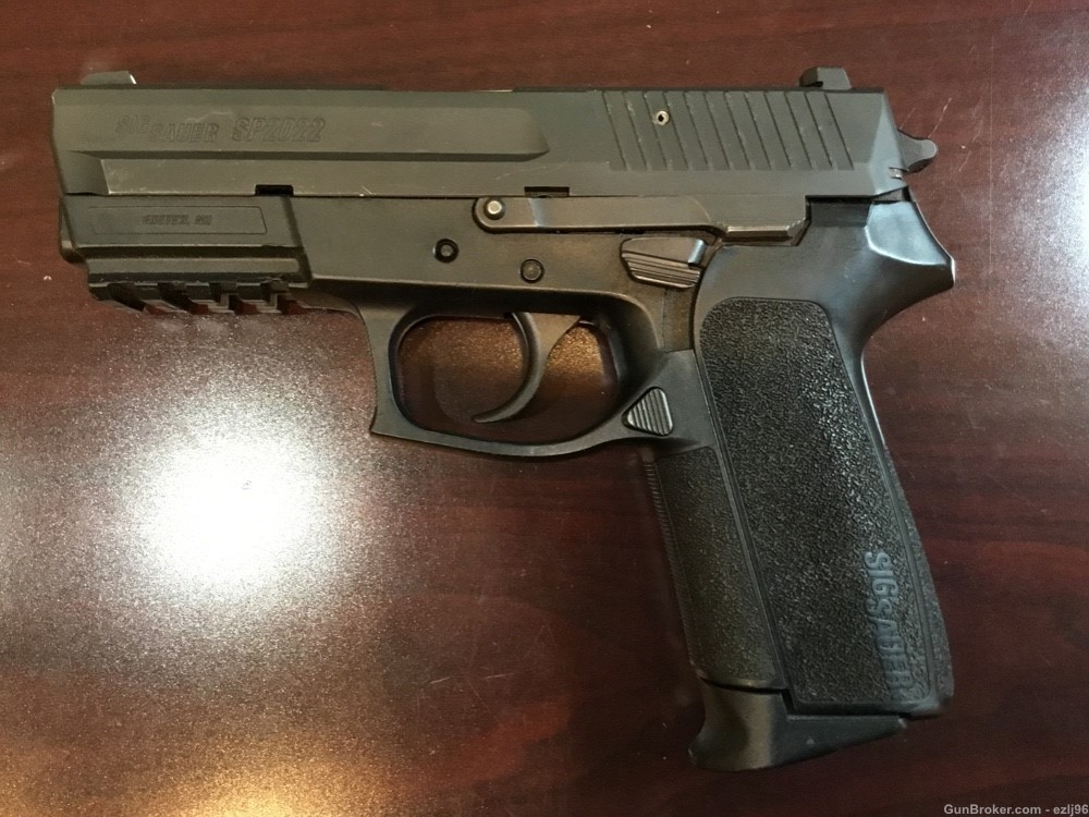 PENNY AUCTION SIG SAUER SP2022 40 S&W-img-0