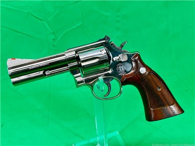 Smith and Wesson 586 no dash Nickel Plated .357 mag S&W 4” barrel