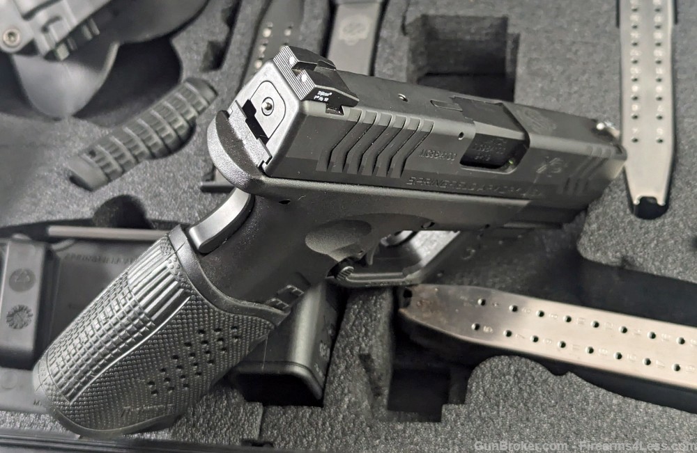 Springfield Armory XDM 9mm 3.8" (7) 19rd Mags Crimson Traser Laser NS XD M-img-7