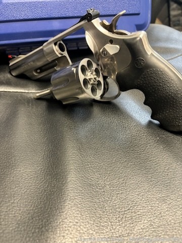 Smith & Wesson 629 .44 Magnum-img-7
