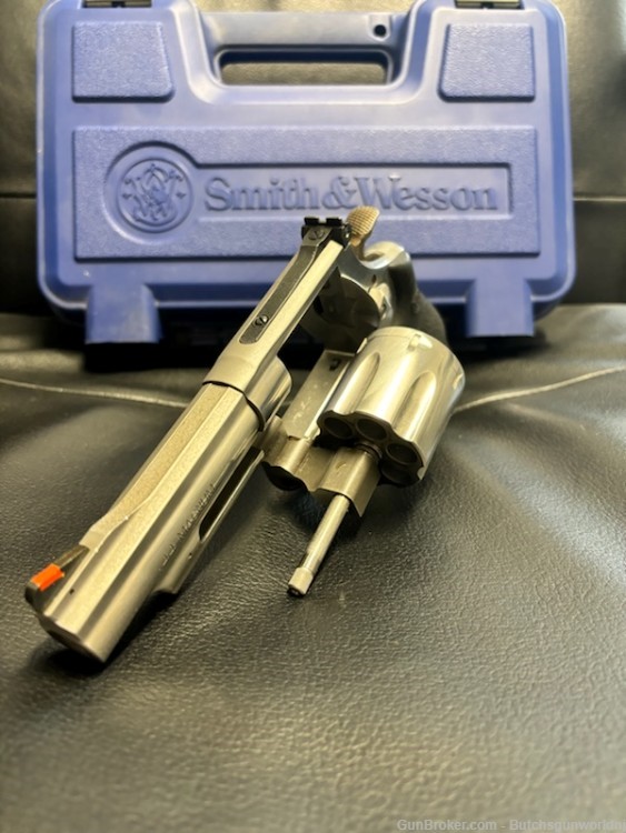 Smith & Wesson 629 .44 Magnum-img-1