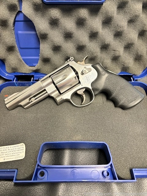 Smith & Wesson 629 .44 Magnum-img-4