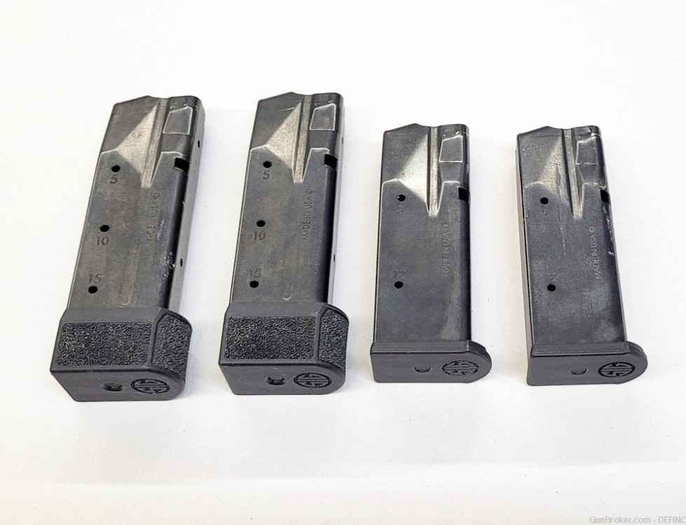 Lot of 4 Factory Sig Sauer P320 Subcompact 9mm Magazines 12rd & 15rd-img-0