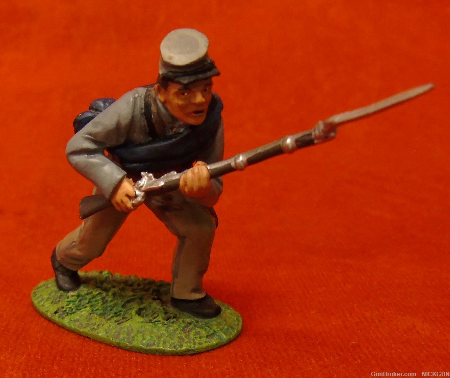  Confederate Infantry Advancing #17014 issued in 2000-img-8