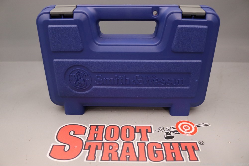 Smith and Wesson 686-6 .357MAG / .38SPL 3"  w/ Box & Holster - 7 Shot - -img-3
