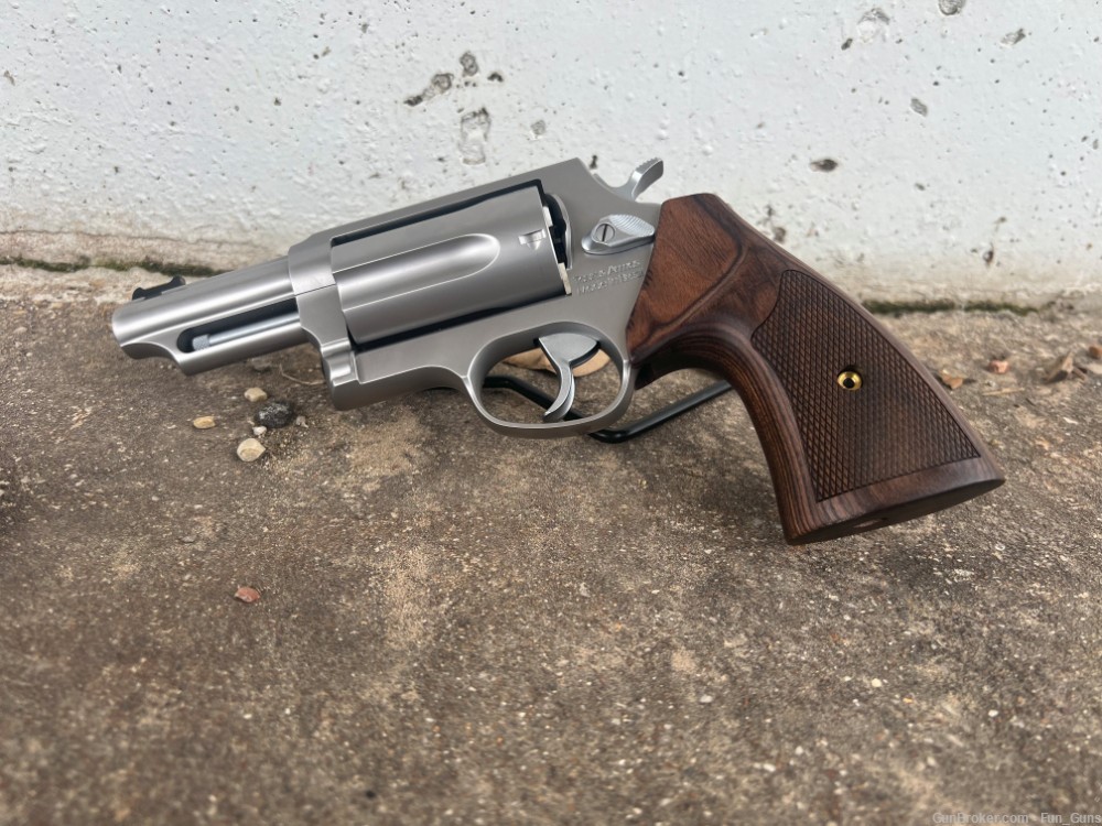 Taurus Judge Executive 45 Colt/410 Bore 3" Polished Stainless-img-1