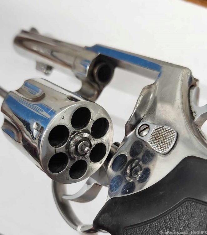 Pre Owned: Taurus Model 82 Revolver - 6 Shot - 4 Inch Barrel - .38 Special -img-3