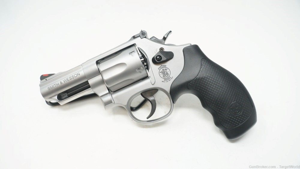 SMITH & WESSON MODEL 66 COMBAT MAGNUM .357 MAG 2.75" STAINLESS (SW10061)-img-0