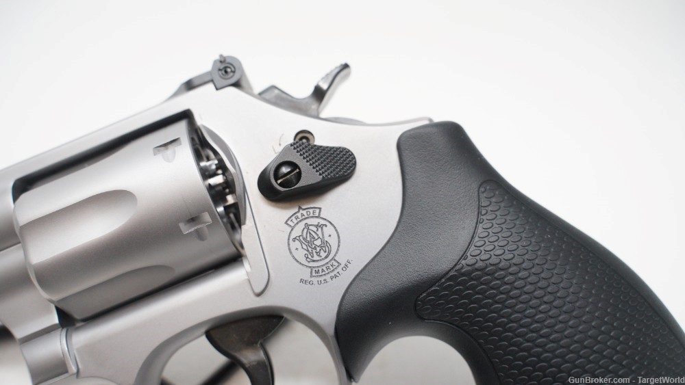 SMITH & WESSON MODEL 66 COMBAT MAGNUM .357 MAG 2.75" STAINLESS (SW10061)-img-9