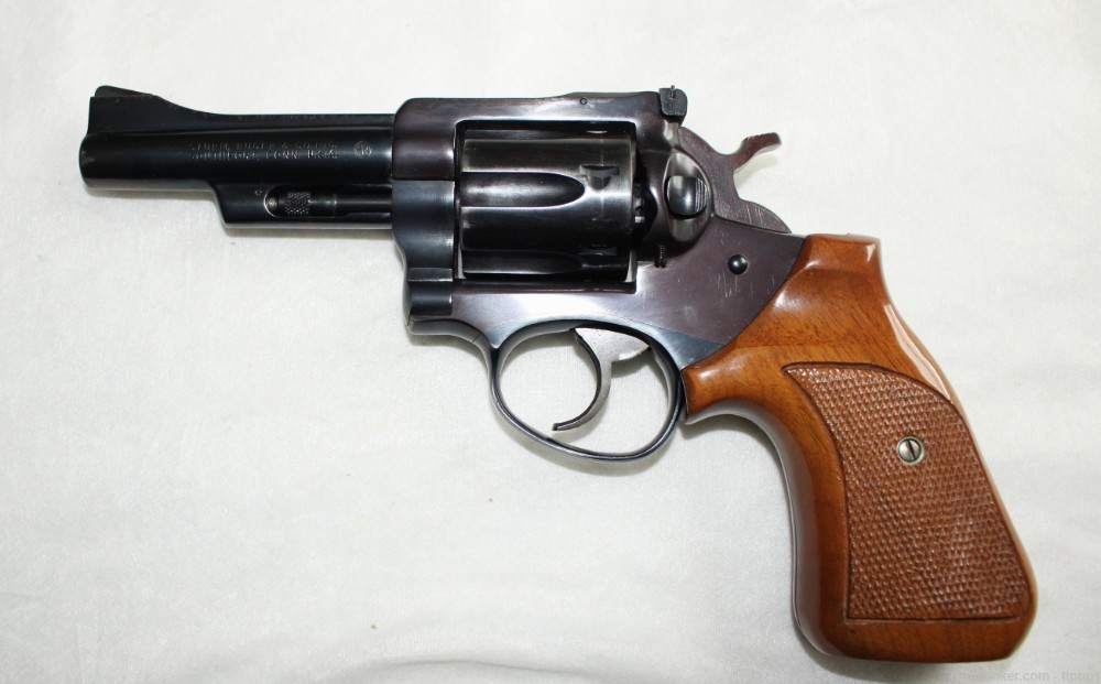Sturm Ruger SECURITY SIX 4 inch .357 Mag Blue Revolver  1974-img-0