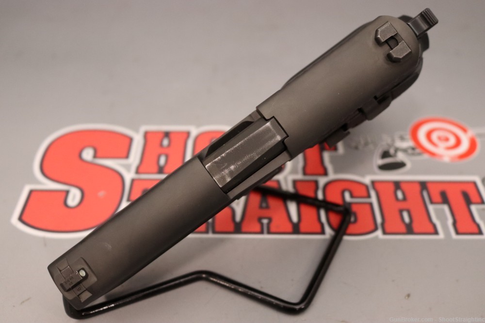 SIG Sauer P226 MK25 9mm 4.4" w/ Case-img-27