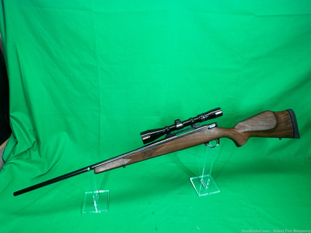MINT Weatherby Vanguard 300 Winchester magnum Nice Wood stock! 24”-img-13