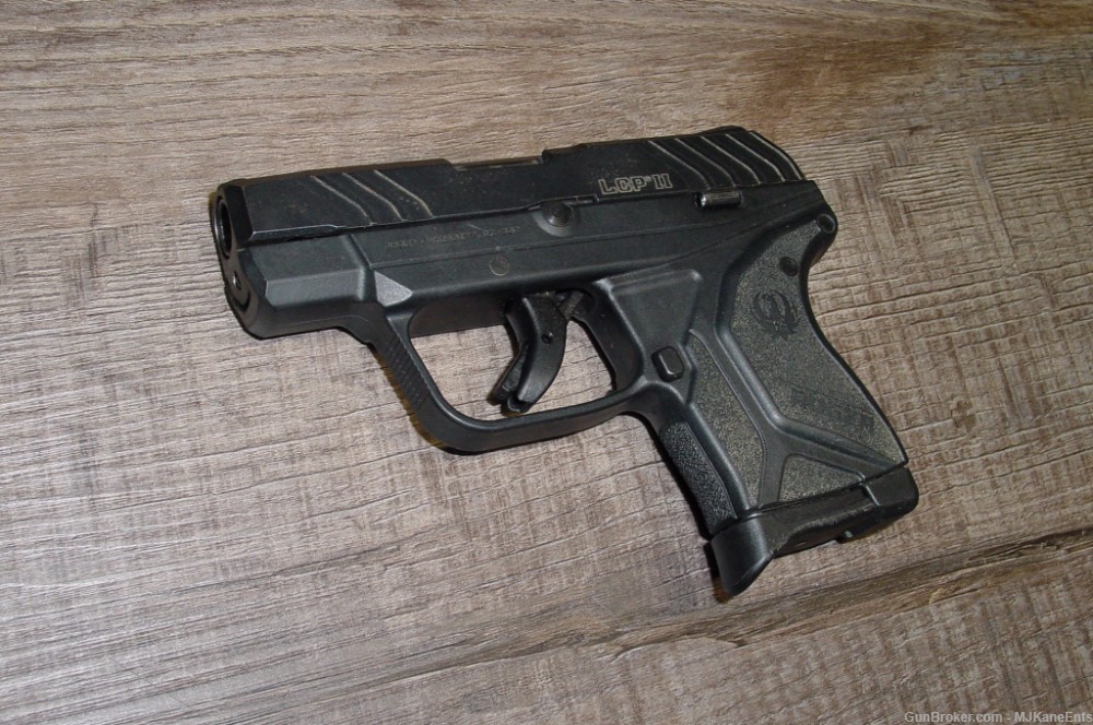 Ruger LCP II .380ACP sub compact micro pistol!!-img-2