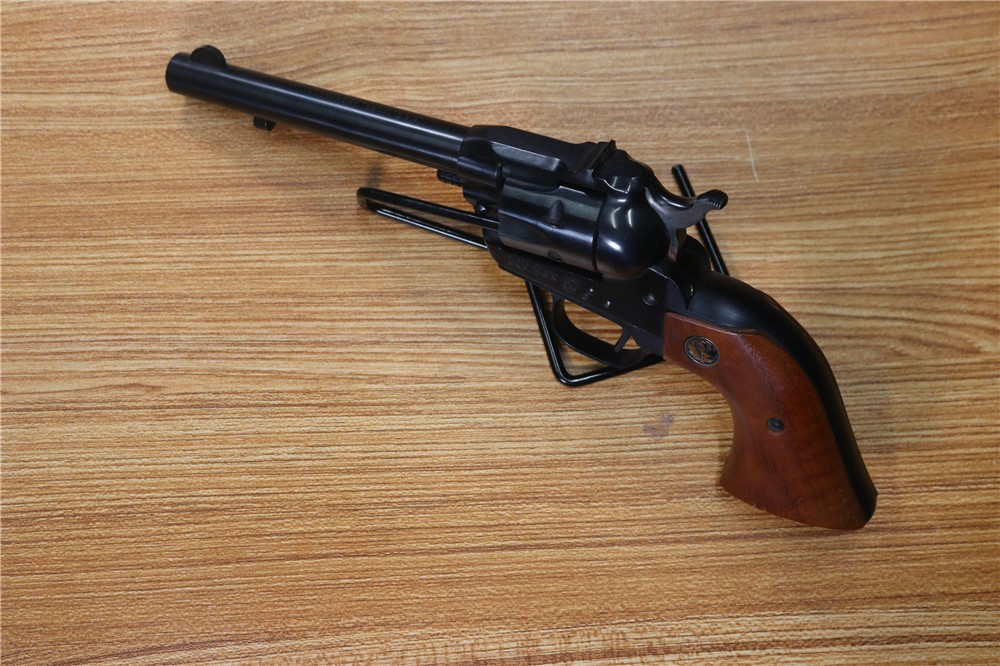 Ruger Model Single-Six .22 Magnum NB 5 ¼" Barrel 6-Shot-img-8