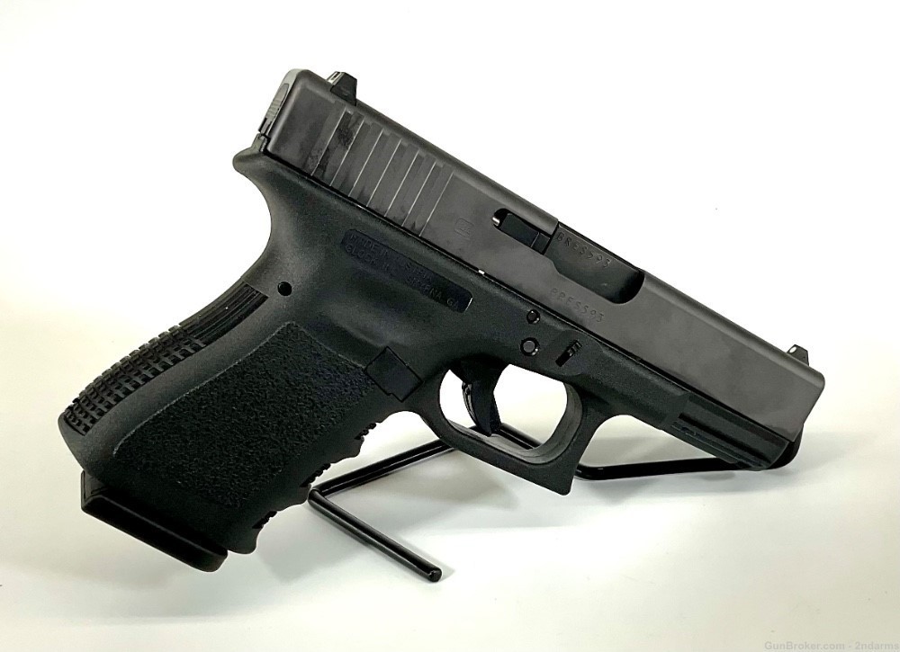 Glock 19 Gen 3 9mm Like New-img-2