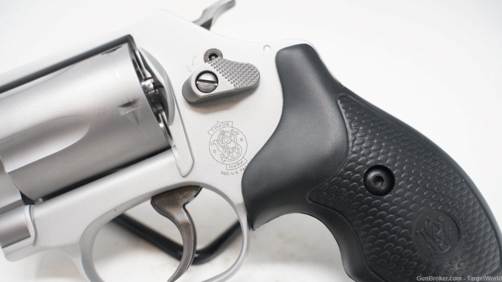 SMITH & WESSON 637 AIRWEIGHT REVOLVER .38 SPL+P MATTE SILVER (SW163050)-img-9