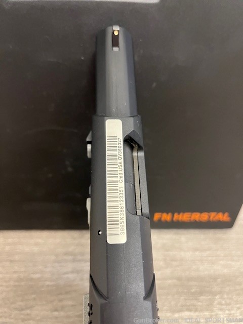 FN HERSTAL FIVESEVEN 5.7X28 IOM IN BOX 2-20 ROUND MAGS RARE-img-6