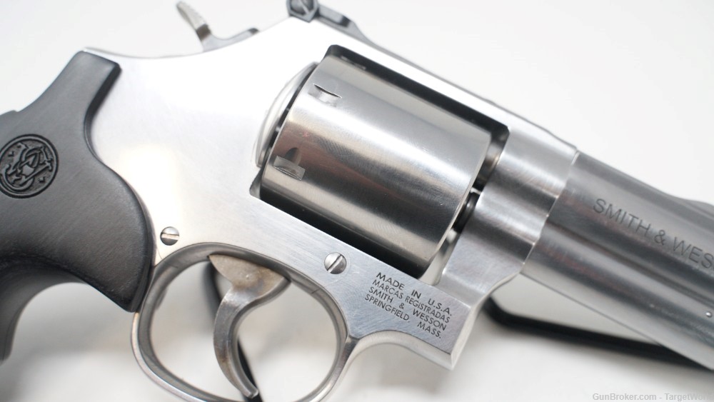 SMITH & WESSON 686 PLUS DELUXE .357 MAG 7 ROUNDS 3" (SW150853)-img-5