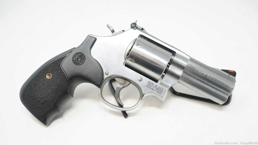 SMITH & WESSON 686 PLUS DELUXE .357 MAG 7 ROUNDS 3" (SW150853)-img-2