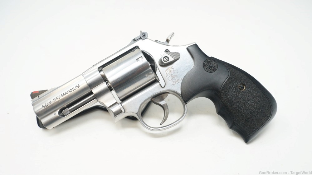 SMITH & WESSON 686 PLUS DELUXE .357 MAG 7 ROUNDS 3" (SW150853)-img-0